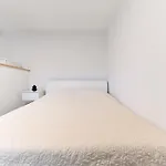 شقة Mare