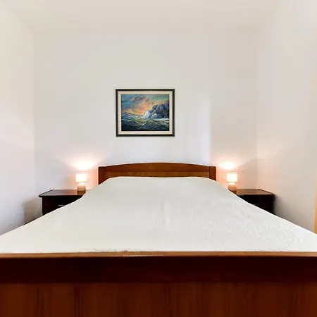 Apartment Mare Sukosan