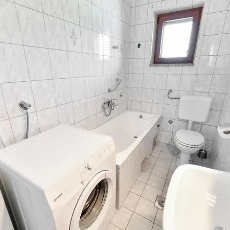 Apartment Mare Sukosan